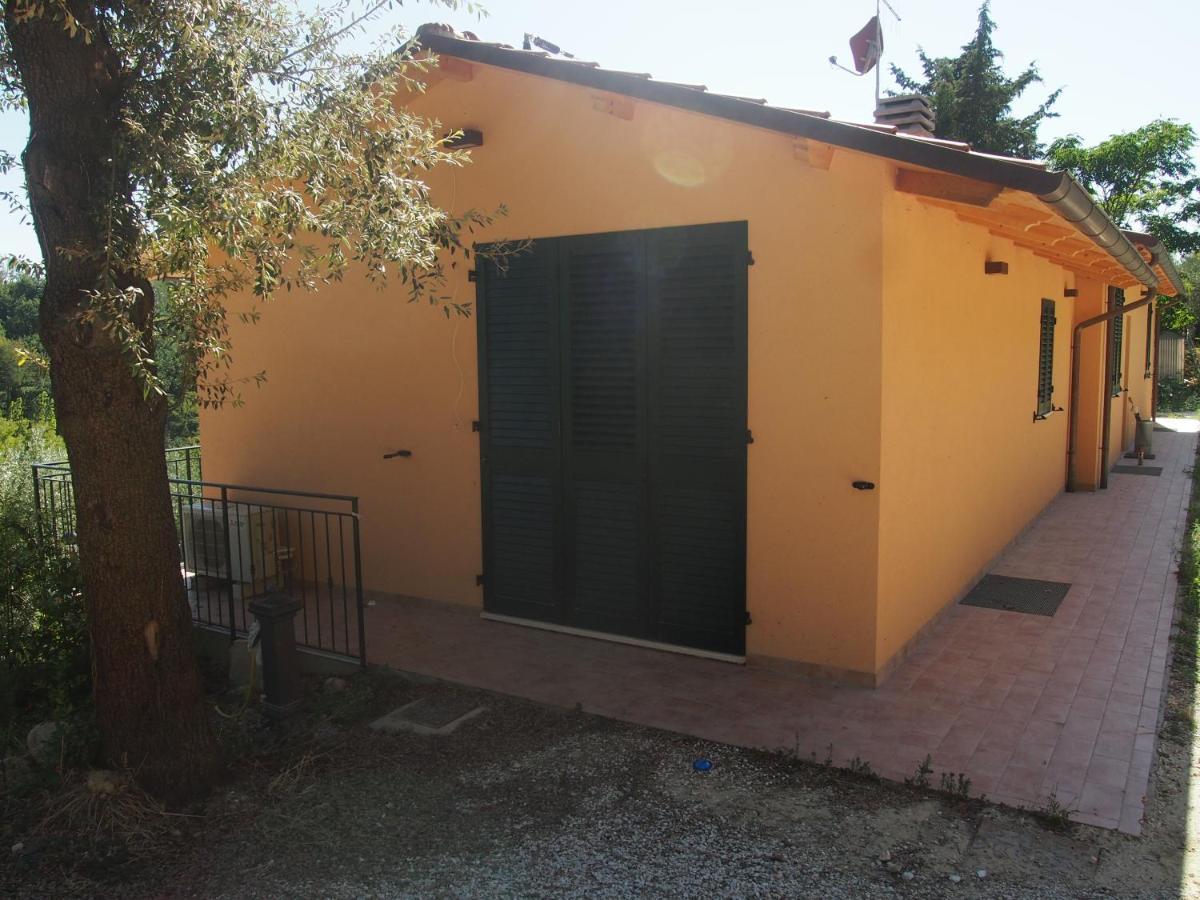 Agriturismo Ardizio 43 Pesaro Buitenkant foto